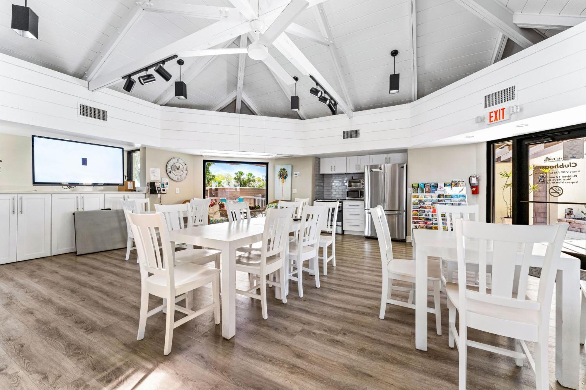 Stay Siesta Dunes, #300; by Beachside Management Siesta Key Exterior foto